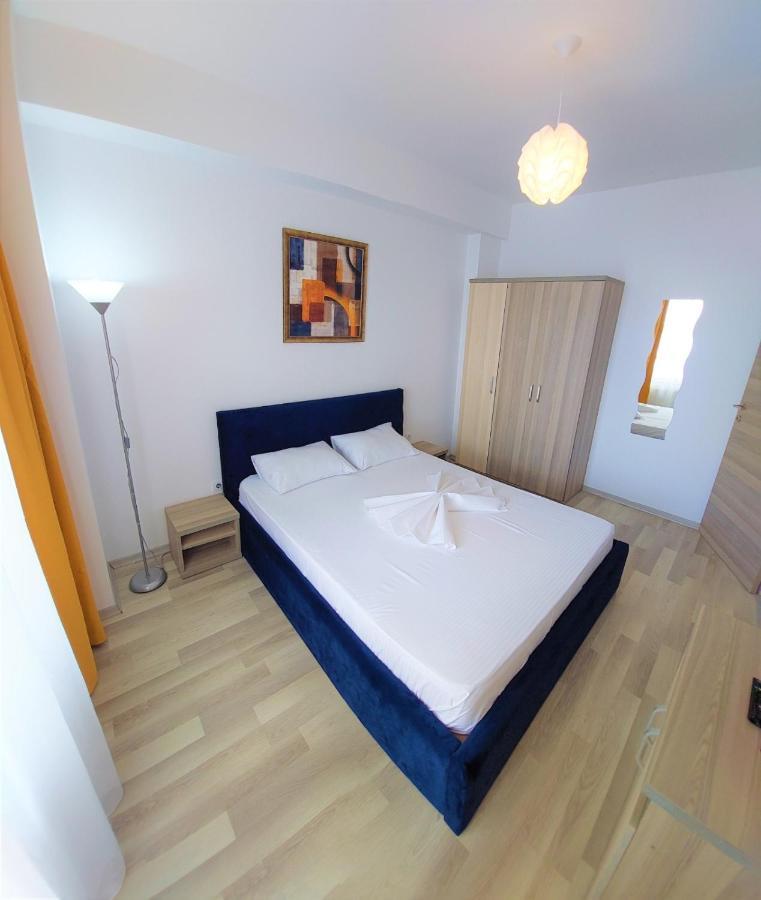 North Club Apartments Mamaia Exterior foto